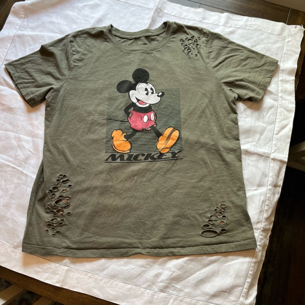 Disney Mickey Mouse olive green size XL